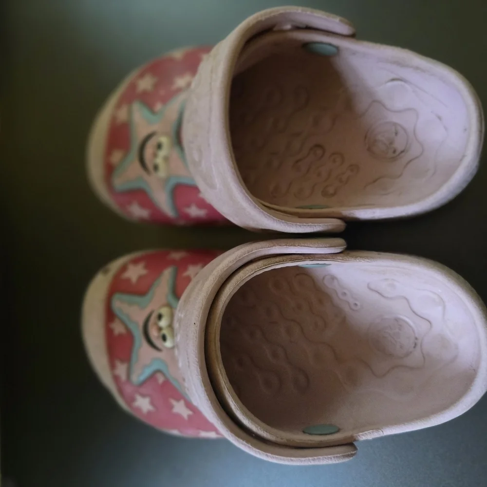 CROCS Kids Pink Starfish Sandals